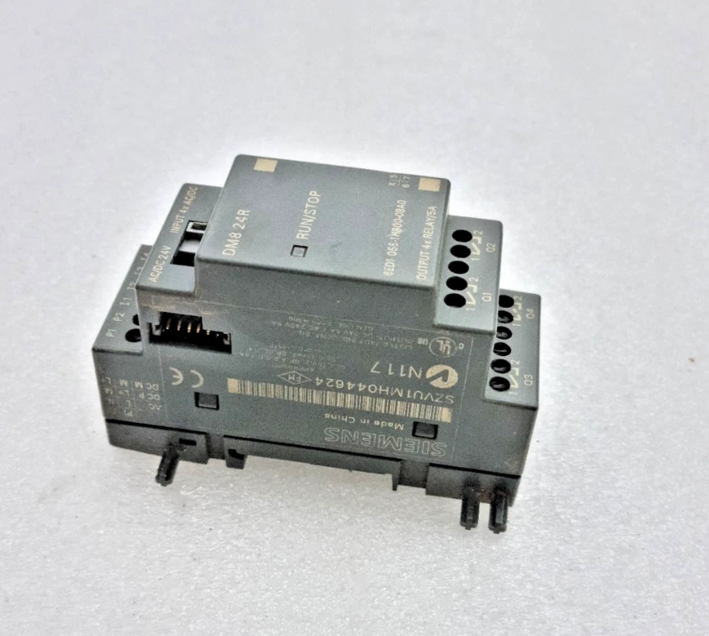 6ED1055-1HB00-0BA0 | Siemens | Logo! DM8 24R, Expansion Module, 24Vdc, Used